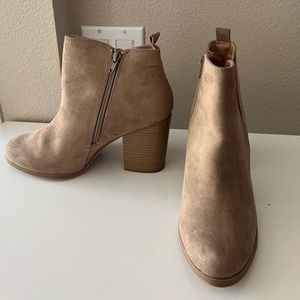 Express ankle booties - tan suede